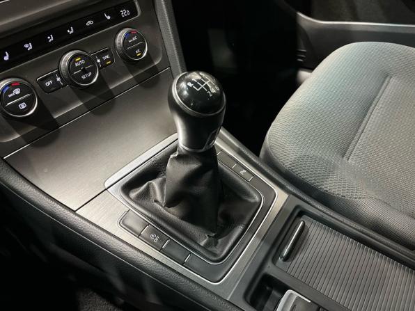 Volkswagen Golf VII с пробегом 2013 года, цена 920 000 рублей, 163639 км, хэтчбек, Автокод Объявления