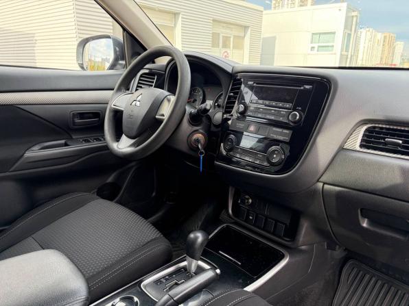 Mitsubishi Outlander III Рестайлинг 3 с пробегом 2018 года, цена 1 420 000 рублей, 168000 км, внедорожник, Автокод Объявления