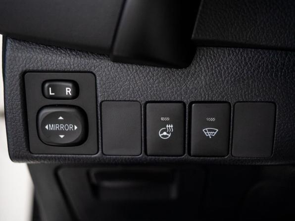Toyota Corolla XI (E160 E170 E180) Рестайлинг 1 с пробегом 2016 года, цена 1 730 500 рублей, 97360 км, седан, Автокод Объявления