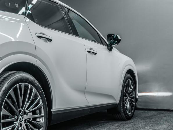 Новый Lexus RX V 2024 года, цена 12 300 000 рублей, внедорожник, Автокод Объявления