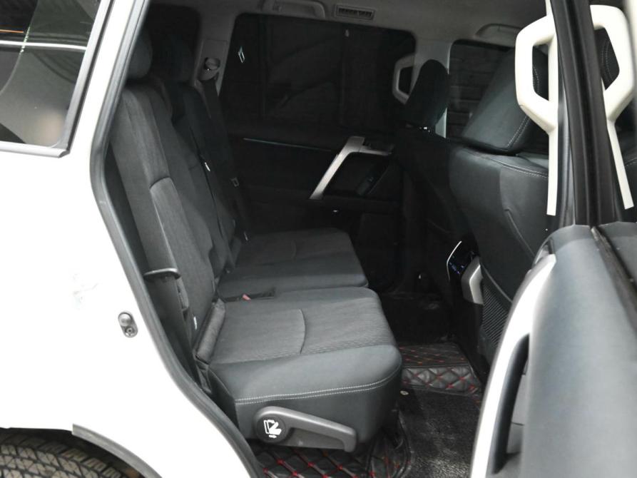 Toyota Land Cruiser Prado 150 Series Рестайлинг 3 Екатеринбург  - изображение 12
