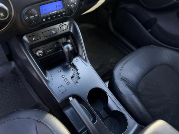 Hyundai ix35 I Рестайлинг с пробегом 2014 года, цена 1 499 000 рублей, 106883 км, внедорожник, Автокод Объявления