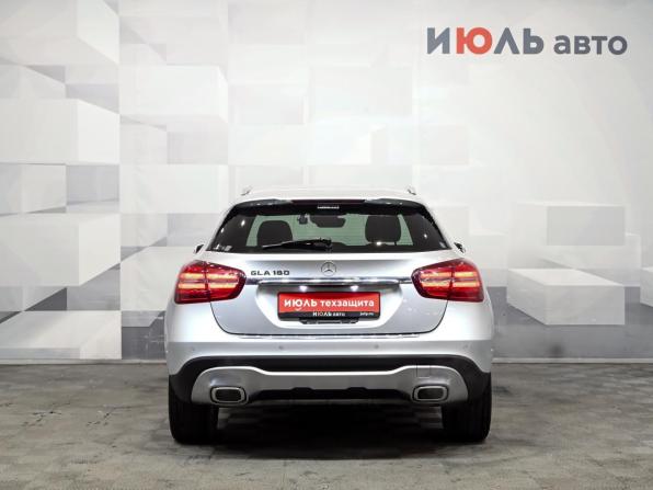Mercedes-Benz GLA I (X156) Рестайлинг с пробегом 2018 года, цена 2 200 000 рублей, 45605 км, внедорожник, Автокод Объявления