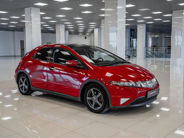 Honda Civic VIII с пробегом 2007 года, цена 567 000 рублей, 163287 км, хэтчбек, Автокод Объявления
