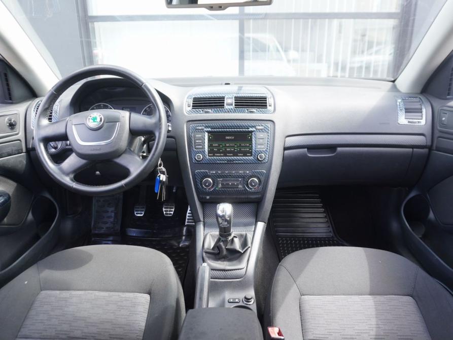 Skoda Octavia II (A5) Рестайлинг Москва  - изображение 12