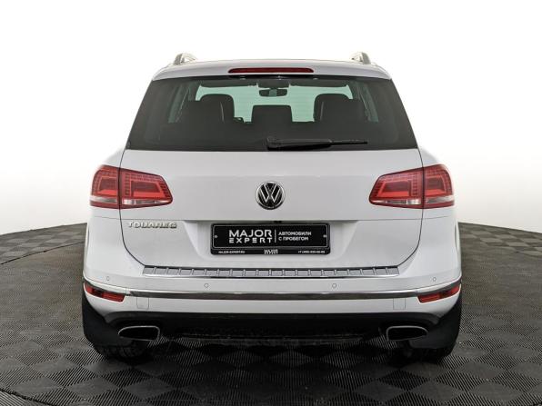Volkswagen Touareg II Рестайлинг с пробегом 2016 года, цена 2 625 000 рублей, 147407 км, внедорожник, Автокод Объявления