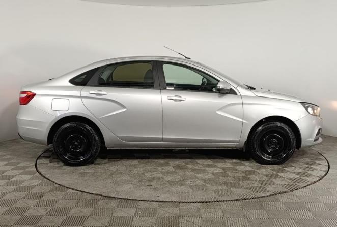 Lada (ВАЗ) Vesta I с пробегом 2018 года, цена 690 000 рублей, 118180 км, седан, Автокод Объявления
