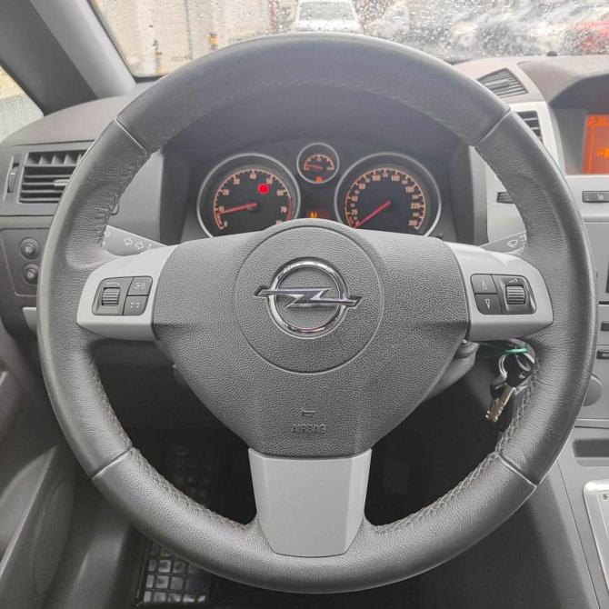 Opel Zafira B Рестайлинг Санкт-Петербург  - изображение 15