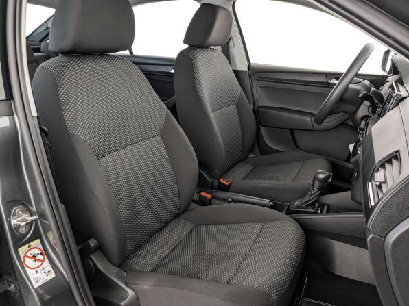 Volkswagen Polo VI с пробегом 2021 года, цена 1 620 000 рублей, 76632 км, лифтбек, Автокод Объявления