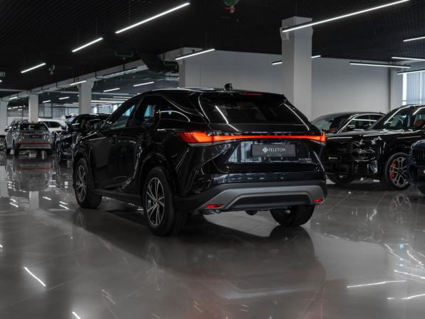 Lexus RX V с пробегом 2026 года, цена 7 930 000 рублей, 11 км, внедорожник, Автокод Объявления