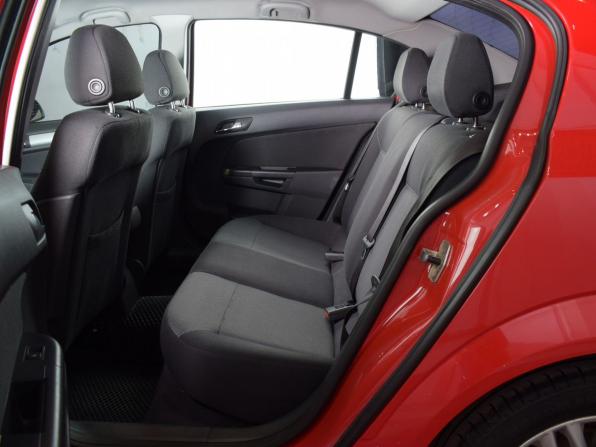 Opel Astra H Рестайлинг с пробегом 2010 года, цена 552 999 рублей, 159499 км, седан, Автокод Объявления