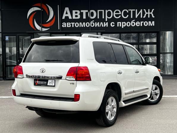 Toyota Land Cruiser 200 Series Рестайлинг 1 с пробегом 2015 года, цена 3 583 000 рублей, 226200 км, внедорожник, Автокод Объявления