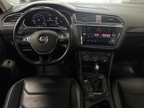 Volkswagen Tiguan II с пробегом 2017 года, цена 2 999 900 рублей, 57000 км, внедорожник, Автокод Объявления