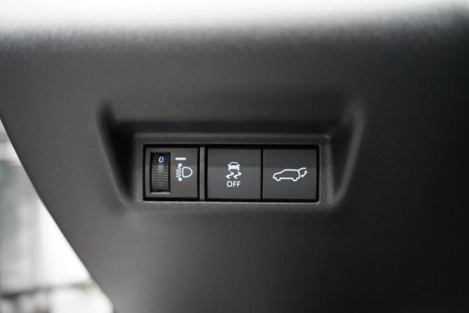 Toyota RAV4 VI (XA60) с пробегом 2026 года, цена 4 750 000 рублей, 70 км, внедорожник, Автокод Объявления