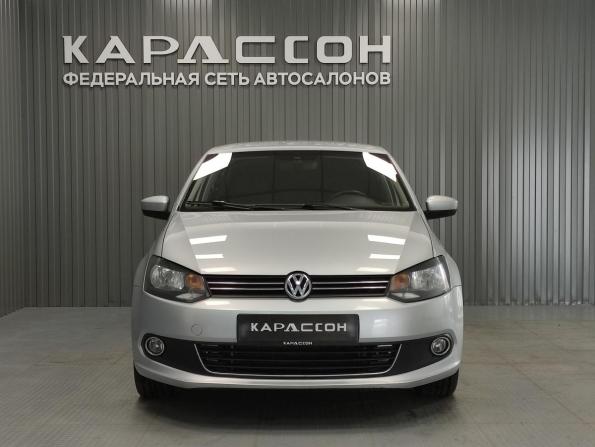 Volkswagen Polo V Рестайлинг с пробегом 2015 года, цена 890 000 рублей, 112576 км, седан, Автокод Объявления