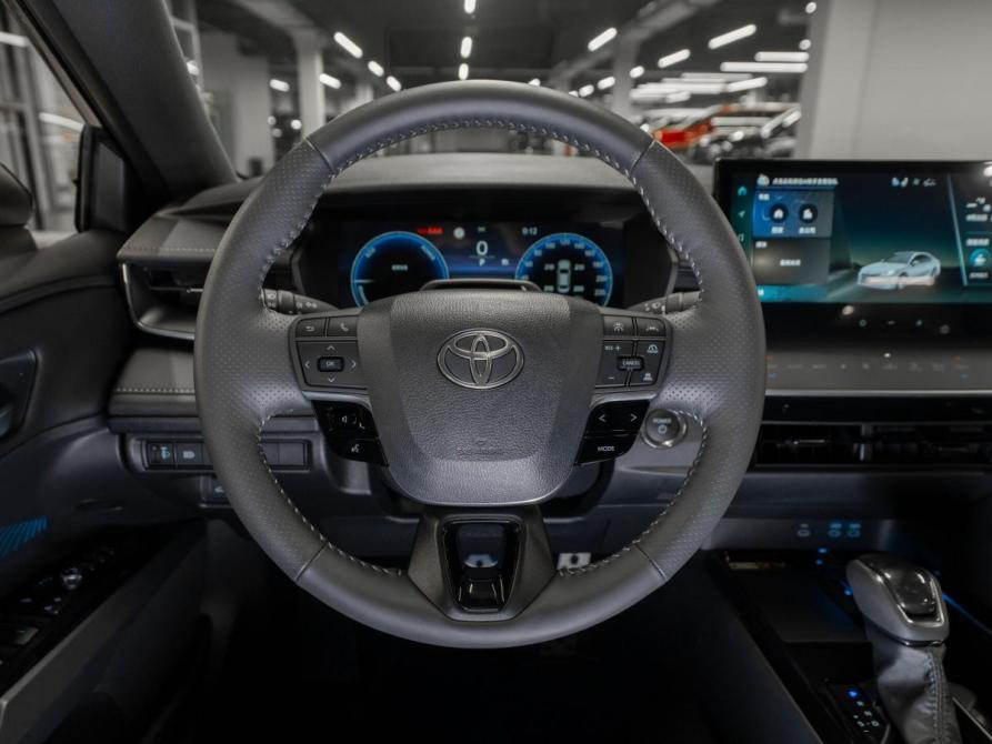 Toyota Camry IX (XV80) China Market Москва  - изображение 11