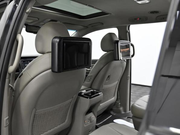 Kia Carnival III с пробегом 2017 года, цена 2 649 000 рублей, 134000 км, минивэн, Автокод Объявления
