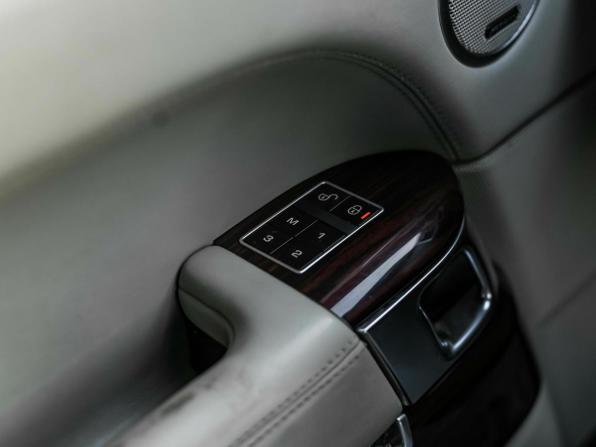 Land Rover Range Rover IV с пробегом 2014 года, цена 2 850 000 рублей, 194528 км, внедорожник, Автокод Объявления