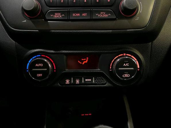 Kia Rio III с пробегом 2014 года, цена 899 000 рублей, 198188 км, седан, Автокод Объявления