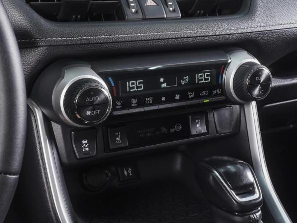 Toyota RAV4 V (XA50) с пробегом 2020 года, цена 3 150 000 рублей, 87625 км, внедорожник, Автокод Объявления