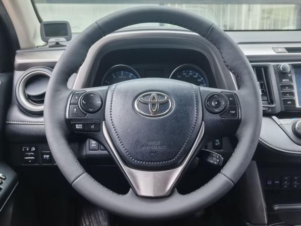 Toyota RAV4 IV (XA40) Рестайлинг с пробегом 2017 года, цена 2 295 200 рублей, 124630 км, внедорожник, Автокод Объявления