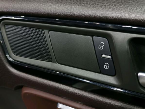 Volkswagen Touareg II с пробегом 2010 года, цена 1 899 000 рублей, 200190 км, внедорожник, Автокод Объявления