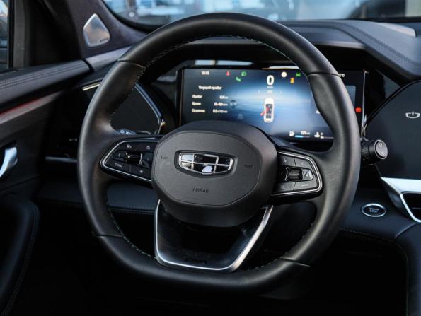 Geely Monjaro I Рестайлинг с пробегом 2025 года, цена 4 100 000 рублей, 6320 км, внедорожник, Автокод Объявления