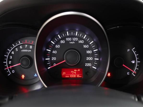 Kia Rio III с пробегом 2014 года, цена 979 000 рублей, 100818 км, хэтчбек, Автокод Объявления
