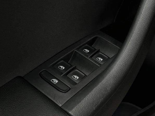 Volkswagen Polo VI с пробегом 2022 года, цена 1 655 400 рублей, 65978 км, лифтбек, Автокод Объявления