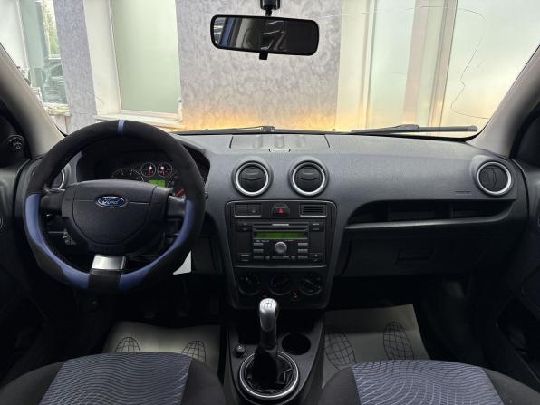 Ford Fusion I Рестайлинг с пробегом 2007 года, цена 485 000 рублей, 319240 км, хэтчбек, Автокод Объявления
