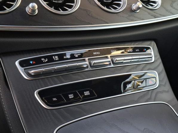 Mercedes-Benz E-Класс V (W213 S213 C238) Рестайлинг с пробегом 2021 года, цена 4 820 000 рублей, 101328 км, седан, Автокод Объявления
