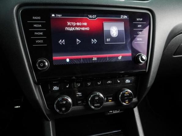 Skoda Octavia III (A7) Рестайлинг с пробегом 2018 года, цена 2 149 000 рублей, 155277 км, лифтбек, Автокод Объявления