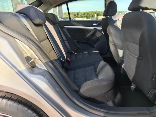 Skoda Octavia II (A5) Рестайлинг с пробегом 2011 года, цена 555 000 рублей, 210182 км, лифтбек, Автокод Объявления