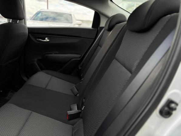 Kia Rio IV Рестайлинг с пробегом 2020 года, цена 1 599 000 рублей, 73000 км, седан, Автокод Объявления