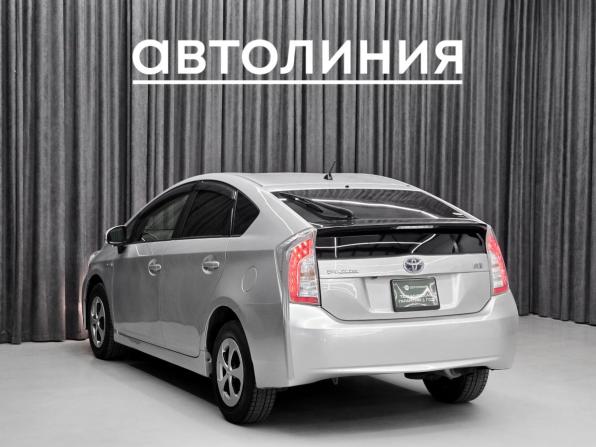 Toyota Prius III Рестайлинг (XW30) с пробегом 2012 года, цена 1 149 000 рублей, 158000 км, лифтбек, Автокод Объявления