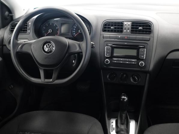 Volkswagen Polo V Рестайлинг с пробегом 2018 года, цена 1 039 000 рублей, 112496 км, седан, Автокод Объявления