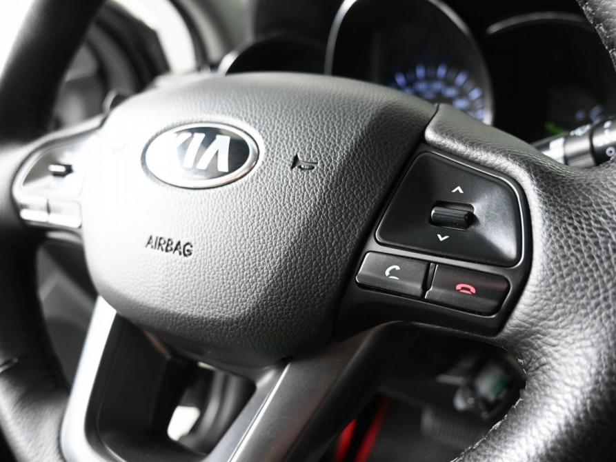 Kia Rio III Ростов-на-Дону  - изображение 16
