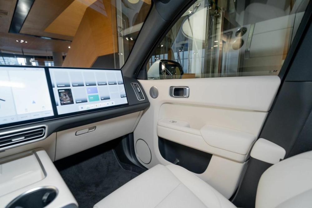 Li Auto (Lixiang) L6 Москва  - изображение 12