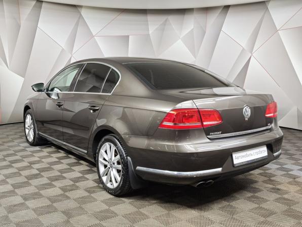 Volkswagen Passat B7 с пробегом 2013 года, цена 1 055 000 рублей, 215538 км, седан, Автокод Объявления