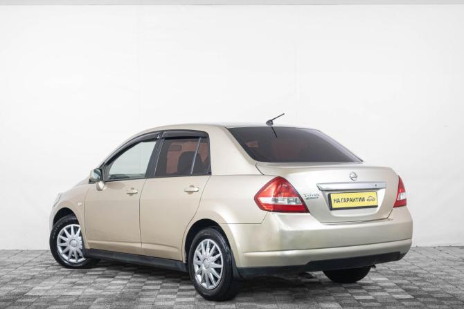 Nissan Tiida I Рестайлинг с пробегом 2009 года, цена 549 000 рублей, 245000 км, седан, Автокод Объявления