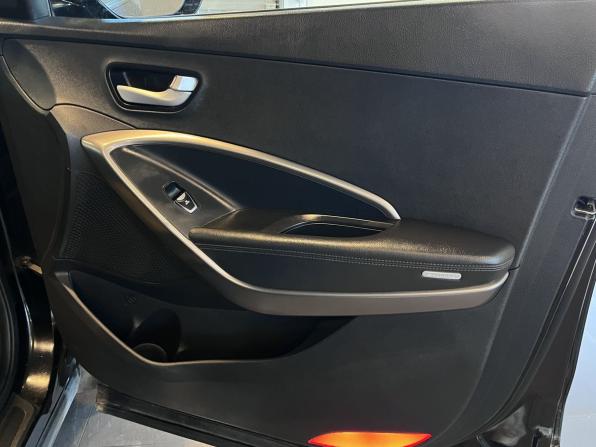 Hyundai Santa Fe III с пробегом 2013 года, цена 1 889 000 рублей, 174476 км, внедорожник, Автокод Объявления