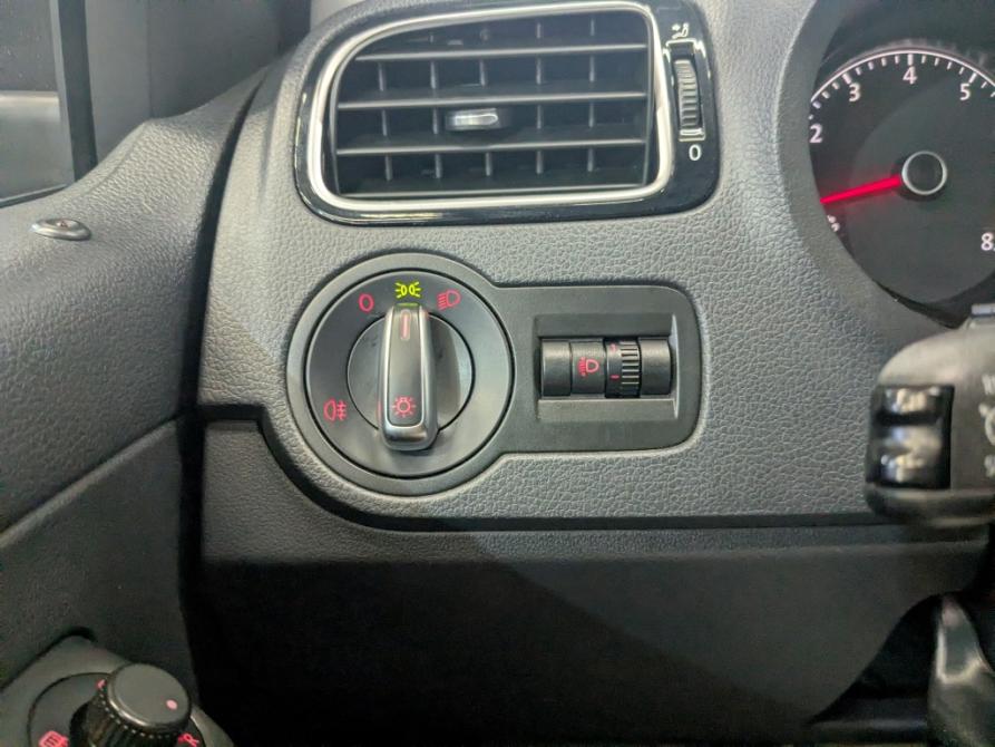 Volkswagen Polo V Рестайлинг Москва  - изображение 6