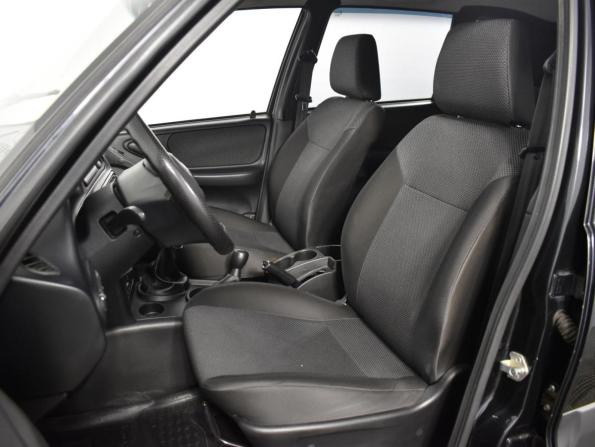 Chevrolet Niva I Рестайлинг с пробегом 2018 года, цена 663 100 рублей, 120173 км, внедорожник, Автокод Объявления