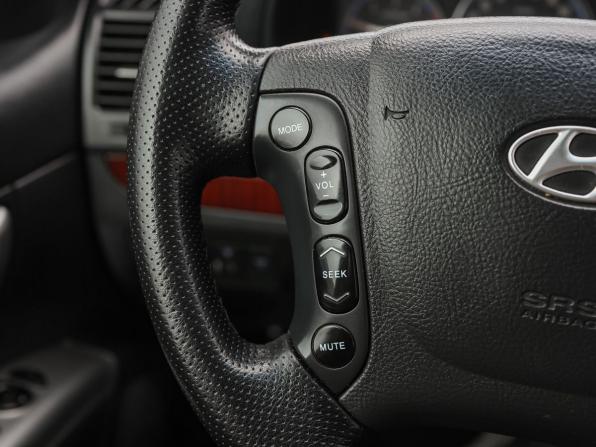 Hyundai Santa Fe II с пробегом 2008 года, цена 949 000 рублей, 235820 км, внедорожник, Автокод Объявления