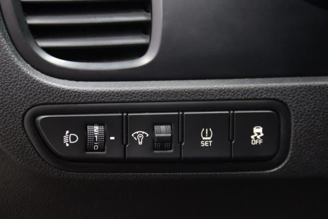 Kia Rio IV с пробегом 2019 года, цена 1 465 650 рублей, 80893 км, седан, Автокод Объявления