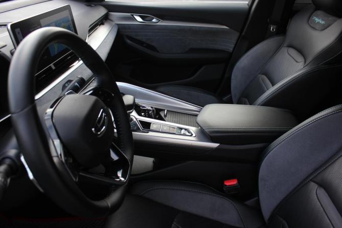 Geely Preface I (China Market) Рестайлинг с пробегом 2023 года, цена 2 497 000 рублей, 27993 км, седан, Автокод Объявления