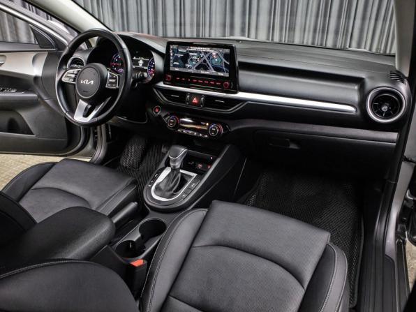 Kia K3 II Рестайлинг с пробегом 2021 года, цена 1 998 000 рублей, 74213 км, седан, Автокод Объявления