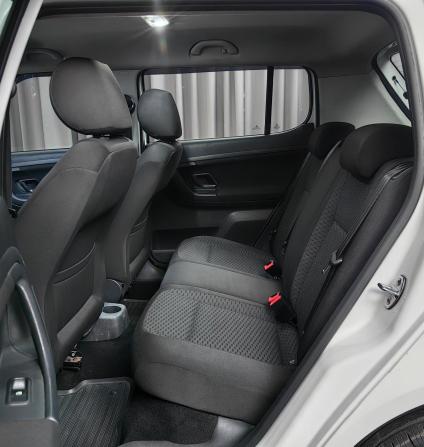 Skoda Fabia II Рестайлинг с пробегом 2011 года, цена 710 000 рублей, 144712 км, хэтчбек, Автокод Объявления