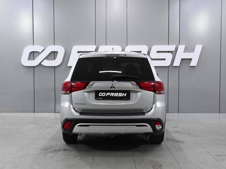 Mitsubishi Outlander III Рестайлинг 3 Ростов-на-Дону  - изображение 4