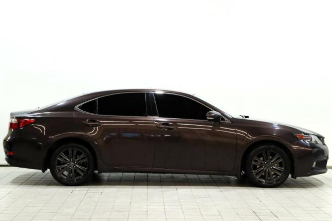 Lexus ES VI с пробегом 2014 года, цена 2 400 000 рублей, 111126 км, седан, Автокод Объявления